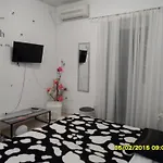 And Stambuk 3* Σπλιτ