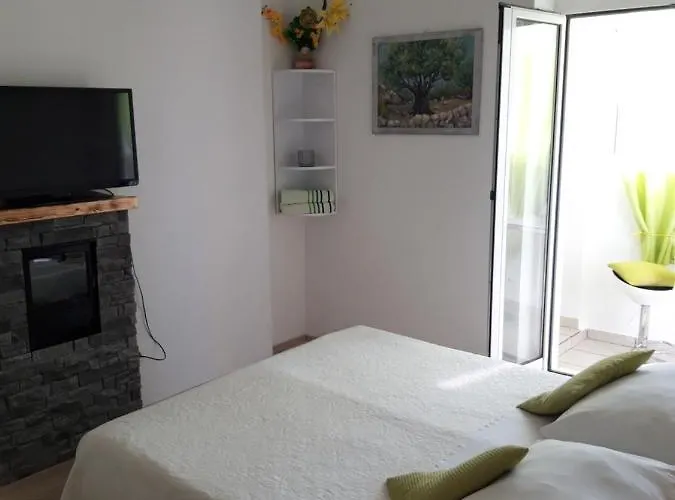 And Stambuk Guest house