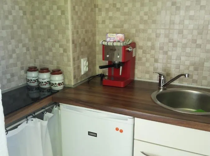 And Stambuk 3* ספליט